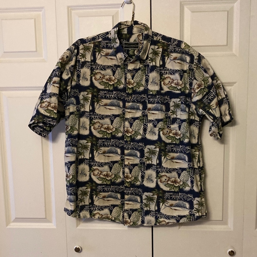 Field and Stream mens XL short sleeve button down shirt Hawaiian themed collard